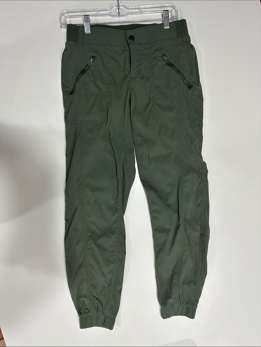 Athleta Women’s Olive Cargo Joggers